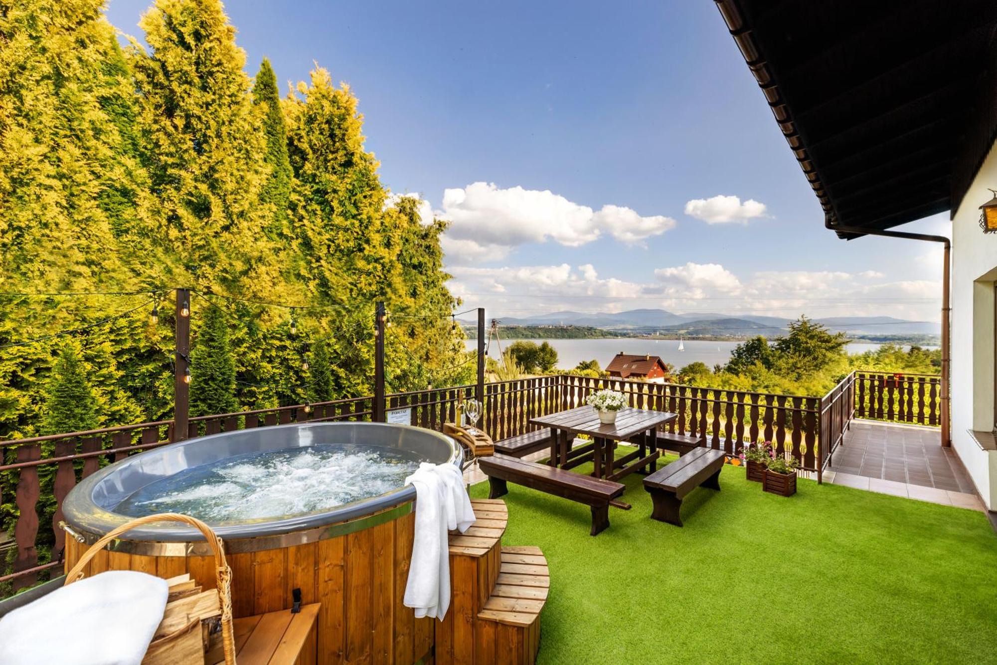 Villa Beskidzka 100 - Sauna & Balia Z Jacuzzi Widok Na Gory I Jezioro Zywieckie Zarzecze  Dış mekan fotoğraf