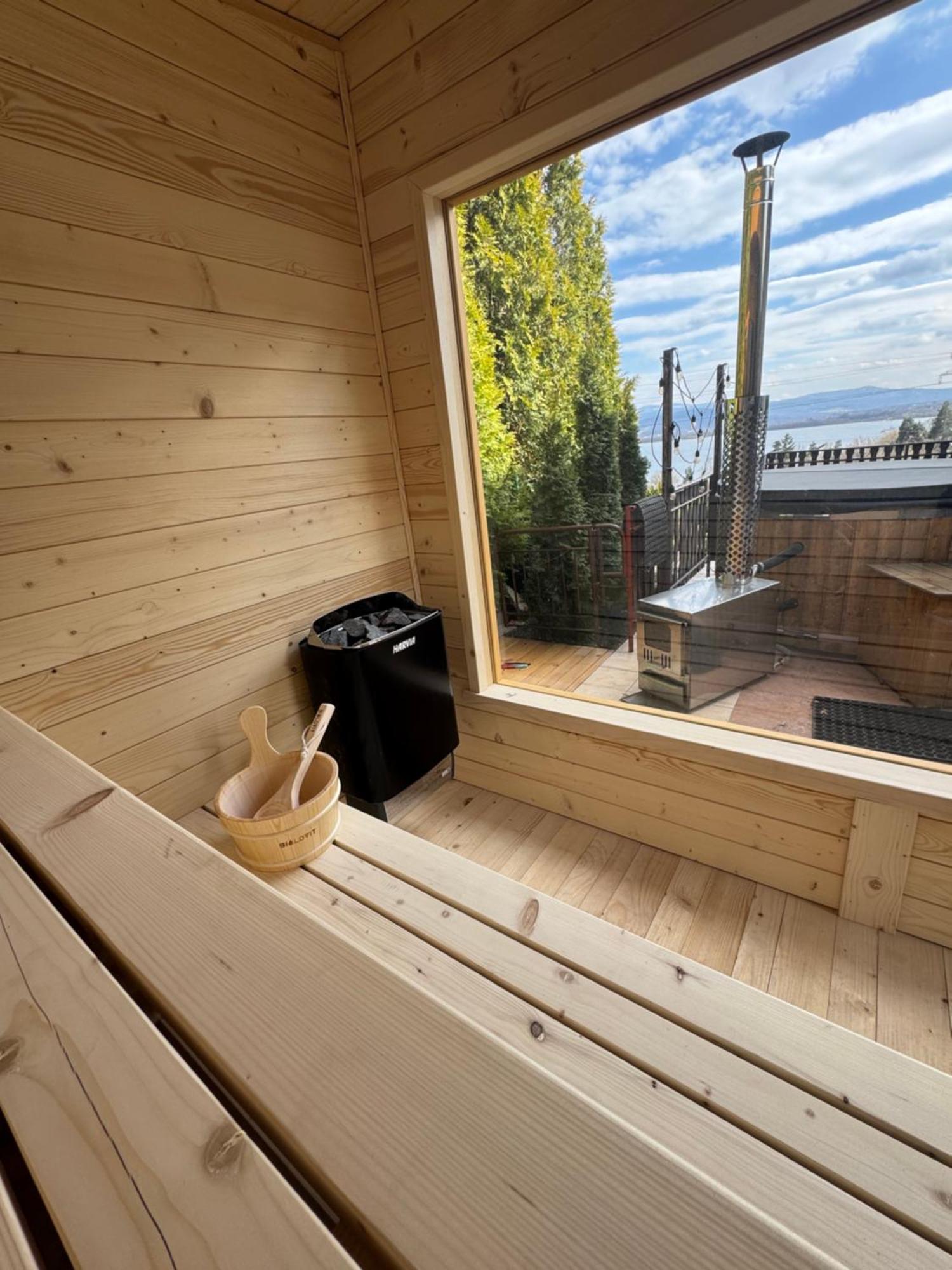 Villa Beskidzka 100 - Sauna & Balia Z Jacuzzi Widok Na Gory I Jezioro Zywieckie Zarzecze  Dış mekan fotoğraf